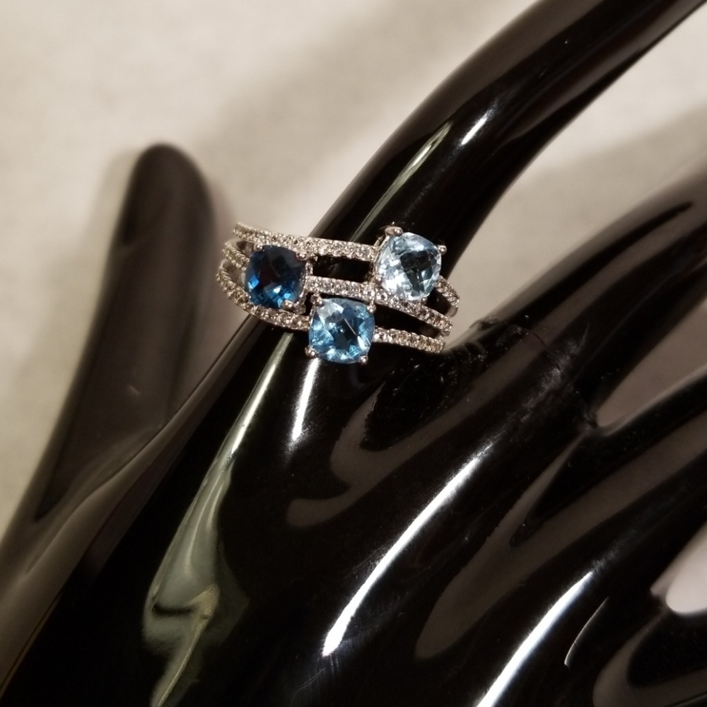 Sterling Silver 3 Stone Blue Topaz Ring